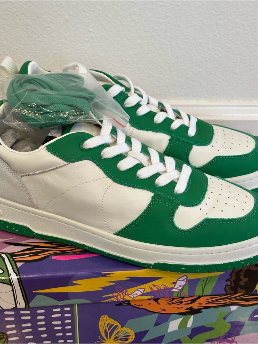Vintage Havana Gadol Sneakers White Green Size 8.5 New in Box - Picture 2 of 7